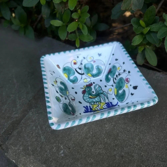 Sambuco Mario Deruta Italy Green Rooster Square Small Bowl - Picture 3 of 7